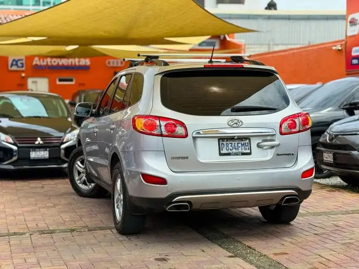 2013 Hyundai SANTA FE GL DE AGENCIA MECÁNICA — 4