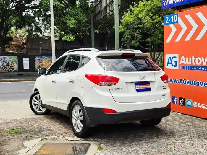 2012 Hyundai TUCSON 4WD DE AGENCIA — 6