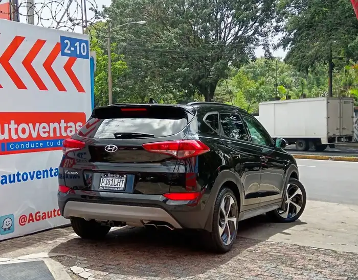 2018 Hyundai TUCSON 4x2 — 4