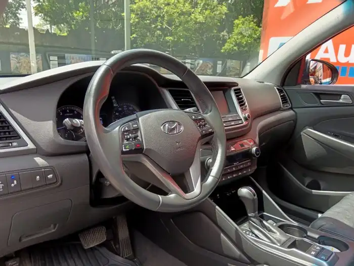 2018 Hyundai TUCSON 4x2 — 7
