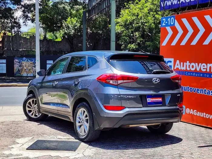 2018 Hyundai TUCSON AWD — 6