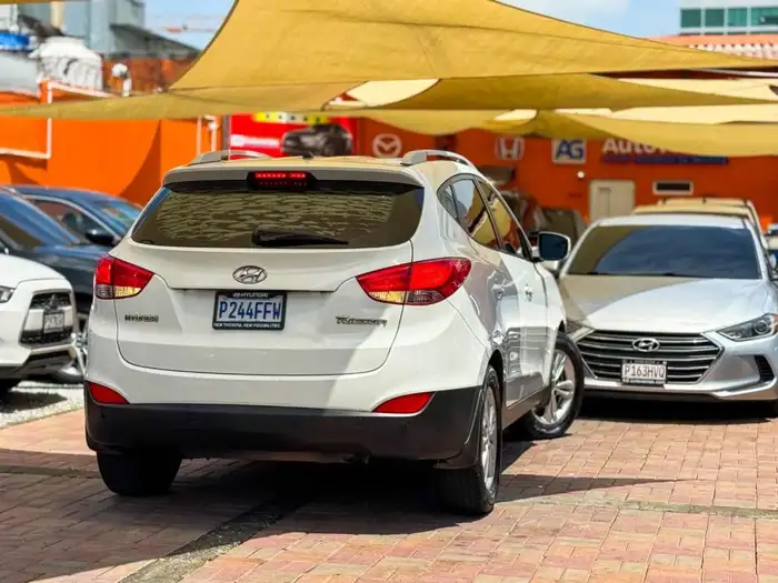 2012 Hyundai TUCSON DE AGENCIA — 6