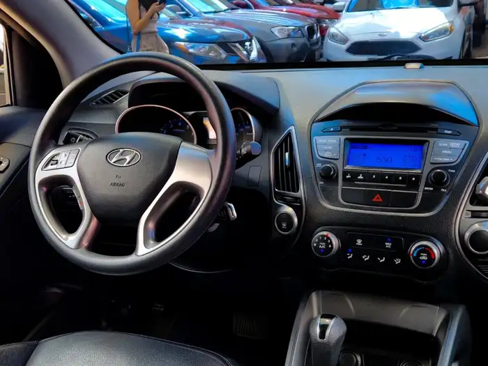 2015 Hyundai TUCSON DE AGENCIA — 10