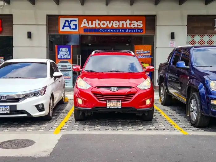 2012 Hyundai TUCSON GLS 4X2 — 1