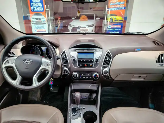 2012 Hyundai TUCSON GLS 4X2 — 8