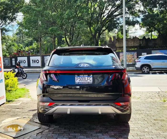 2022 Hyundai TUCSON SEL — 5