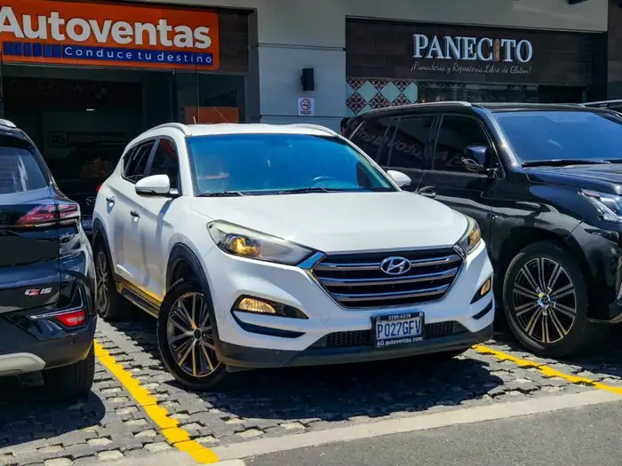 2016 Hyundai TUCSON SPORT M.2016 DE AGENCIA — 3