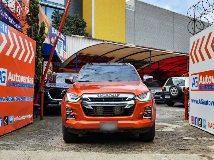 2024 Isuzu D-MAX RG 4X4 DE AGENCIA — 2