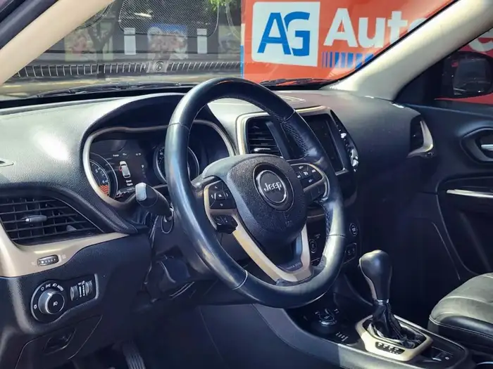 2015 Jeep CHEROKEE LIMITED 4WD — 7