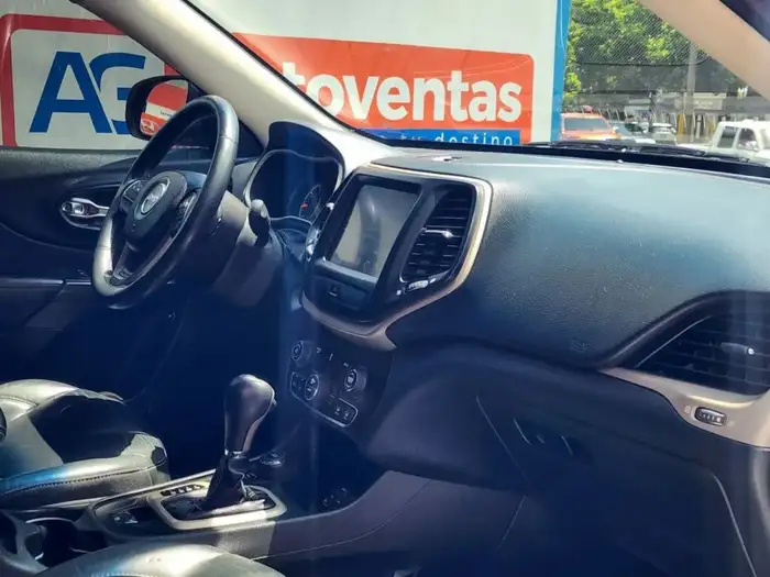 2015 Jeep CHEROKEE LIMITED 4WD — 9