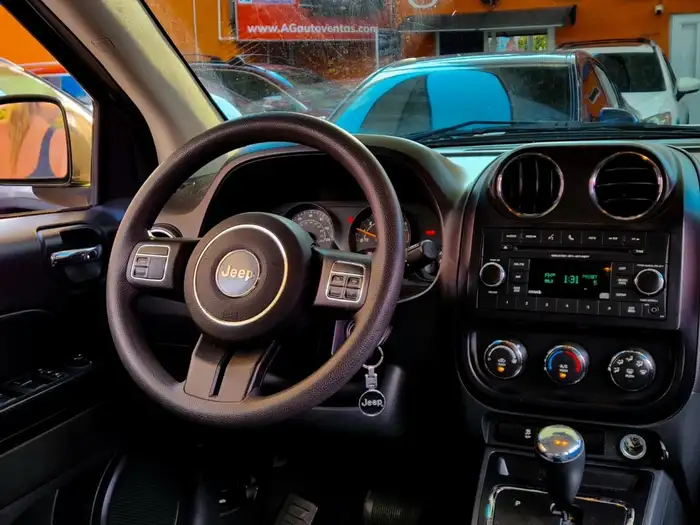 2016 Jeep COMPASS SPORT 4X2 — 10