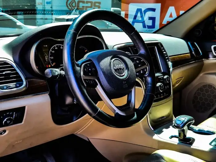2015 Jeep GRAND CHEROKEE LIMITED 4WD — 7
