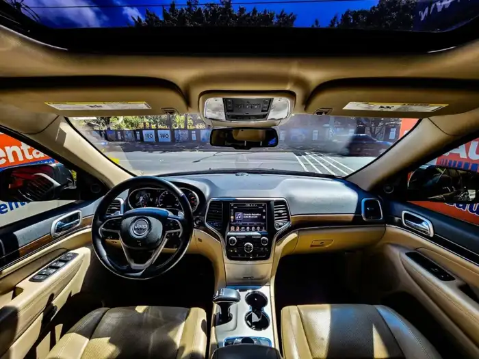 2015 Jeep GRAND CHEROKEE LIMITED 4WD — 8