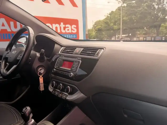 2016 Kia RIO EX MECÁNICO DE AGENCIA — 9
