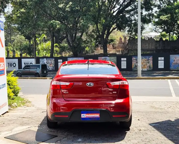 2014 Kia RIO LX — 5
