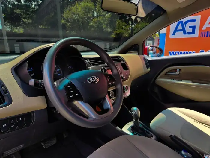 2014 Kia RIO LX — 7