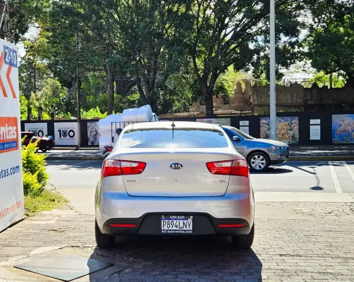 2014 Kia RIO LX — 5