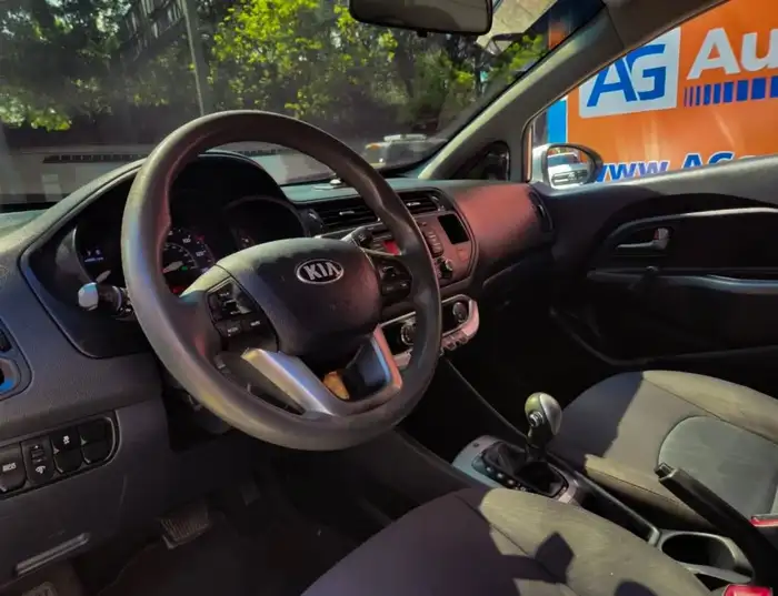 2014 Kia RIO LX — 7