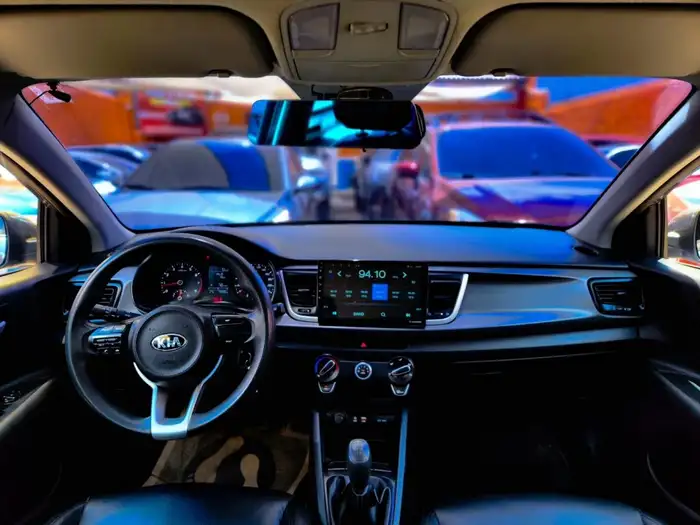 2018 Kia RIO LX MECÁNICO DE AGENCIA — 8