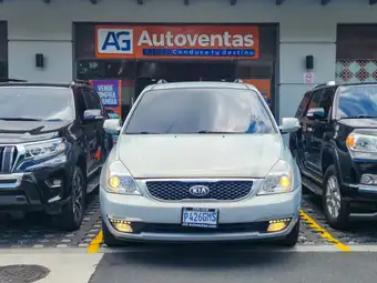 2014 Kia SEDONA LX