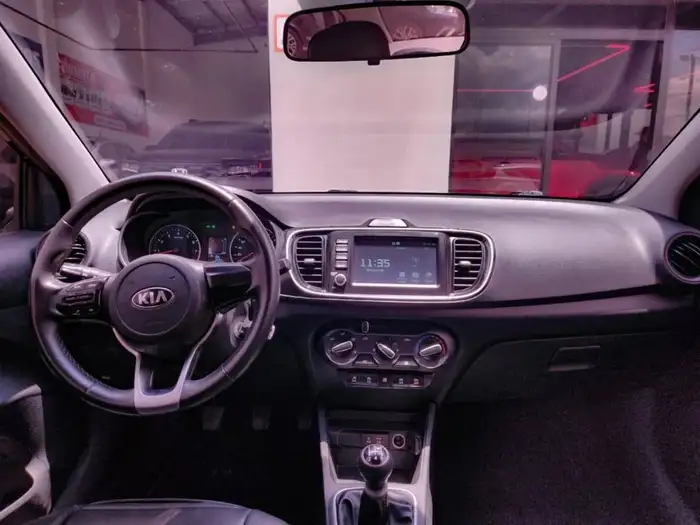 2020 Kia SOLUTO MECÁNICO DE AGENCIA — 8