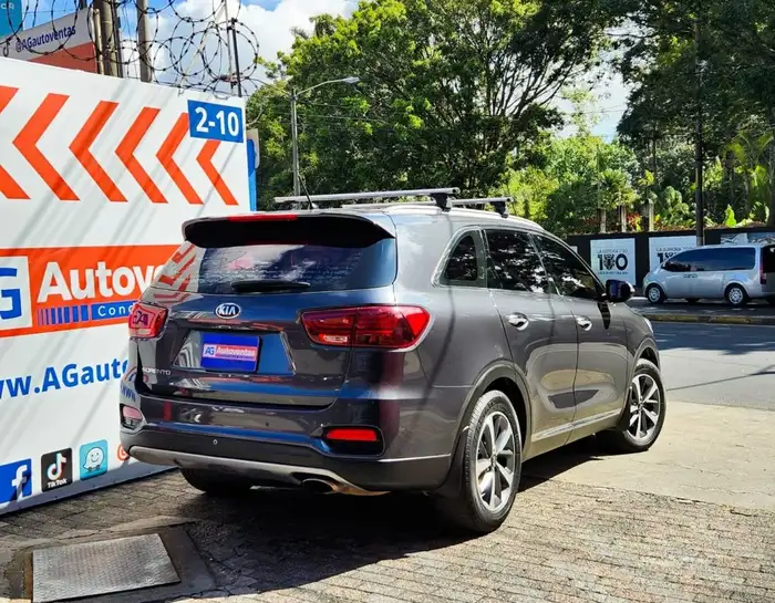 2020 Kia SORENTO EX DE AGENCIA — 4