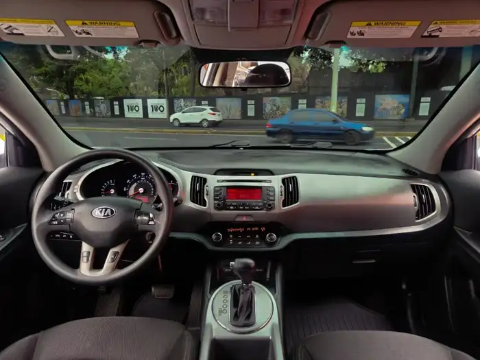 2015 Kia SPORTAGE LX 2WD — 8