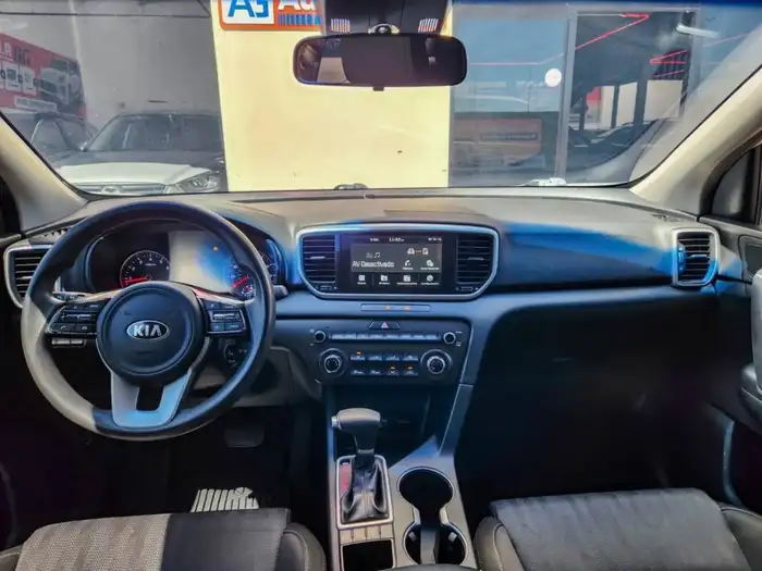 2020 Kia SPORTAGE LX AWD — 8