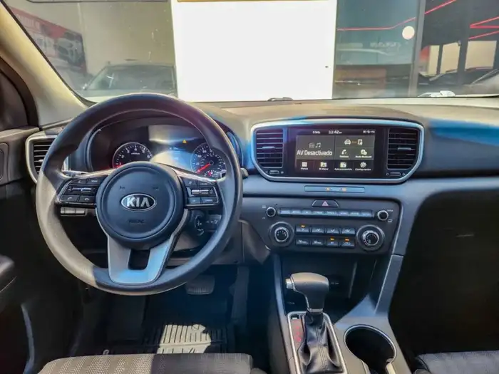2020 Kia SPORTAGE LX AWD — 10