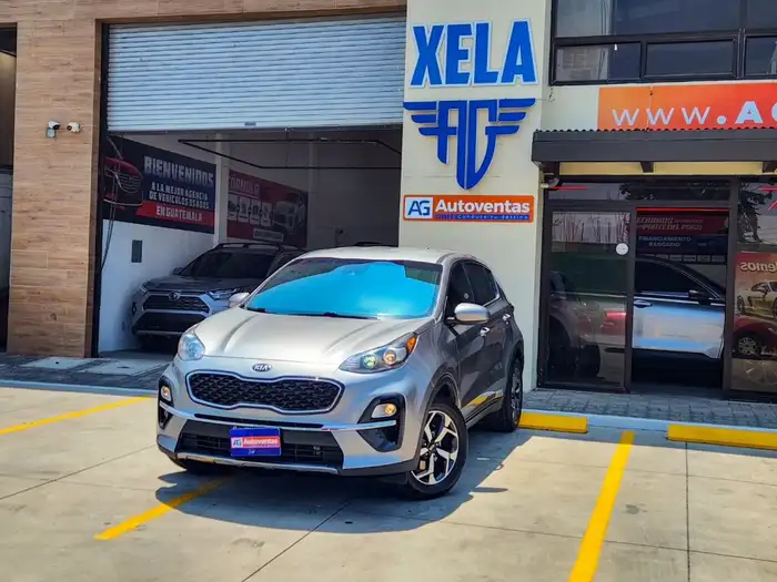 2020 Kia SPORTAGE LX FWD — 2