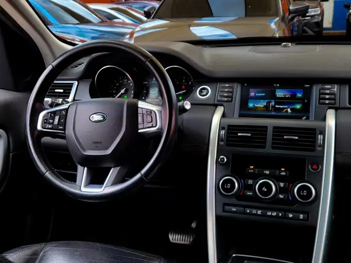 2017 Land Rover ROVER DISCOVERY SPORT HSE Si4 — 10