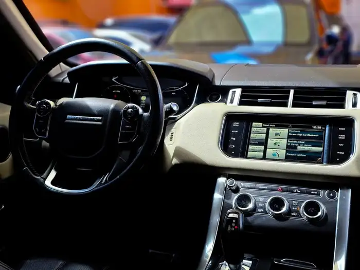 2014 Land Rover ROVER RANGE ROVER SPORT HSE 4WD DE AGENCIA — 10