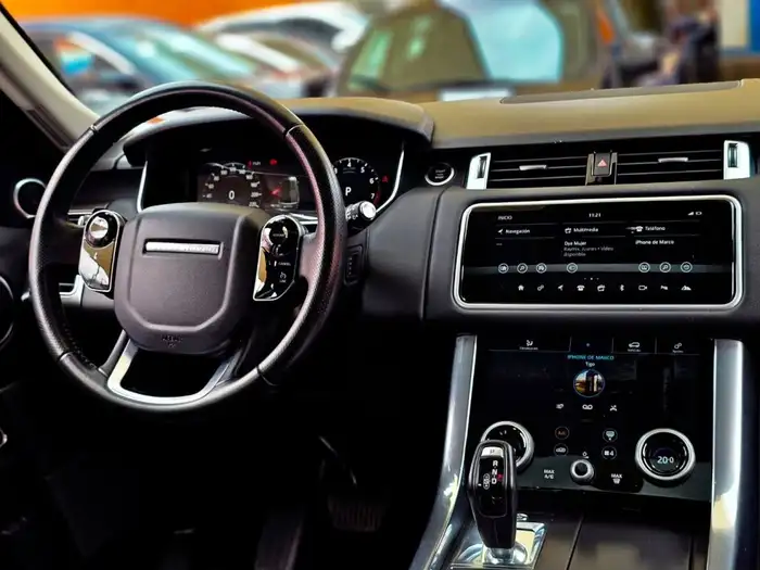 2018 Land Rover ROVER RANGE ROVER SPORT SE DE AGENCIA — 10