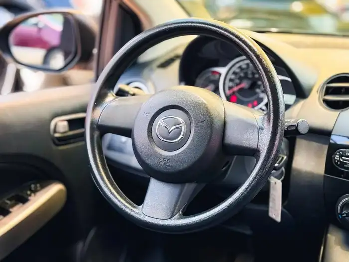 2013 Mazda 2 MECÁNICO — 10