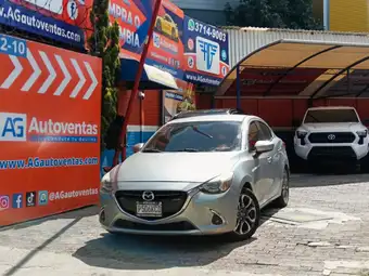 2018 Mazda 2 SEDAN MECANICO DE AGENCIA