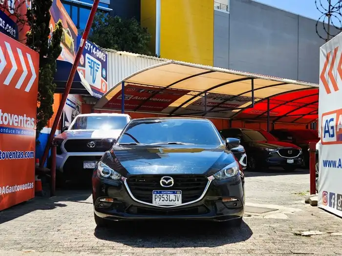 2018 Mazda 3 GRAND TOURING MECANICO — 2