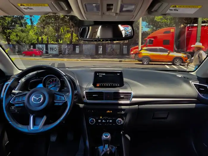 2018 Mazda 3 GRAND TOURING MECANICO — 8