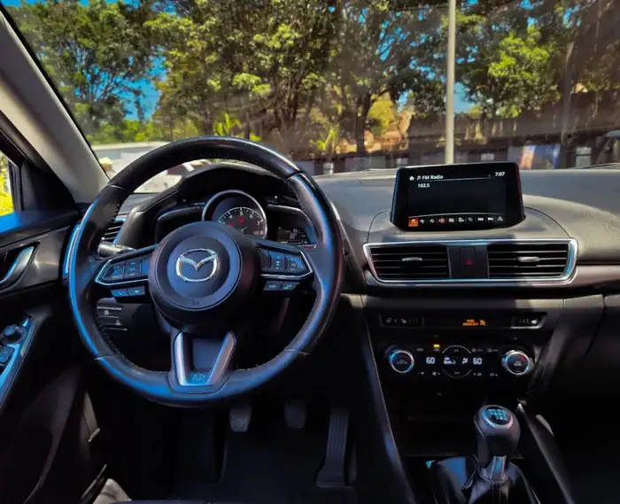 2018 Mazda 3 GRAND TOURING MECANICO — 10