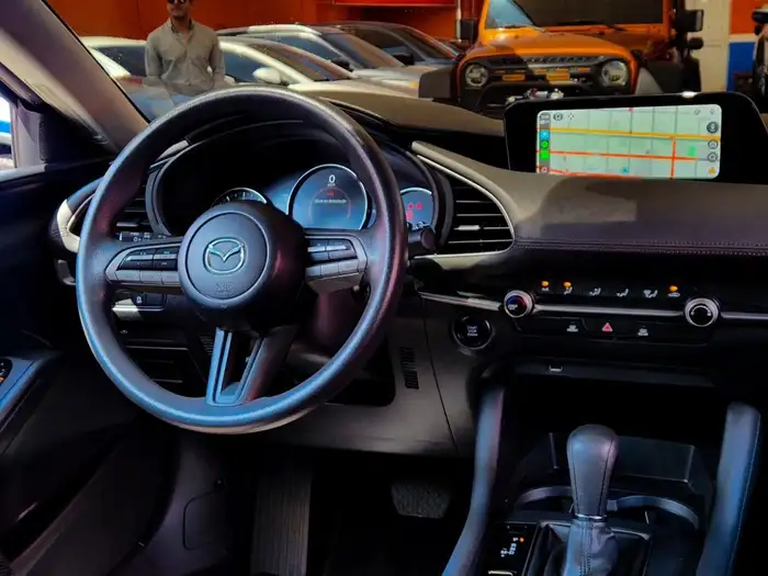 2021 Mazda 3 S SKYACTIVE G — 10