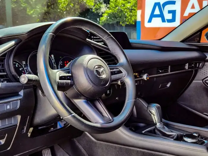 2020 Mazda 3 SELECT — 7