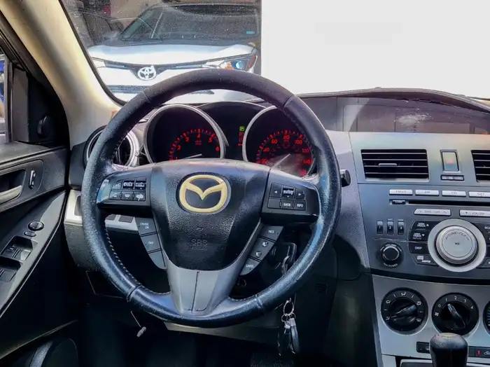 2011 Mazda 3 SPORT — 10