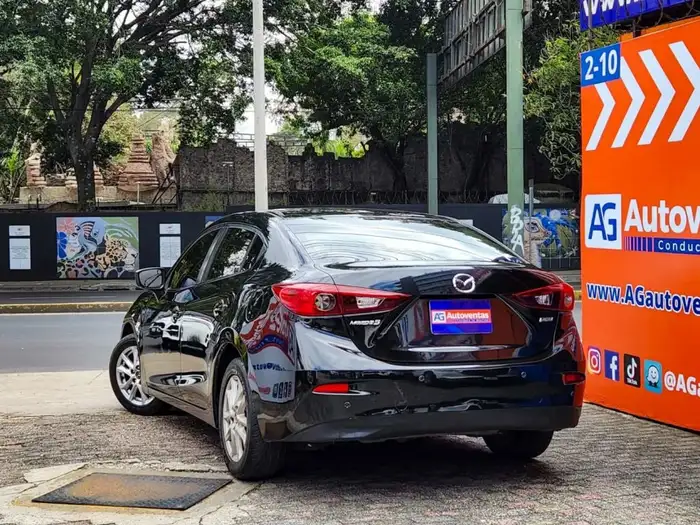 2014 Mazda 3 SPORT — 6