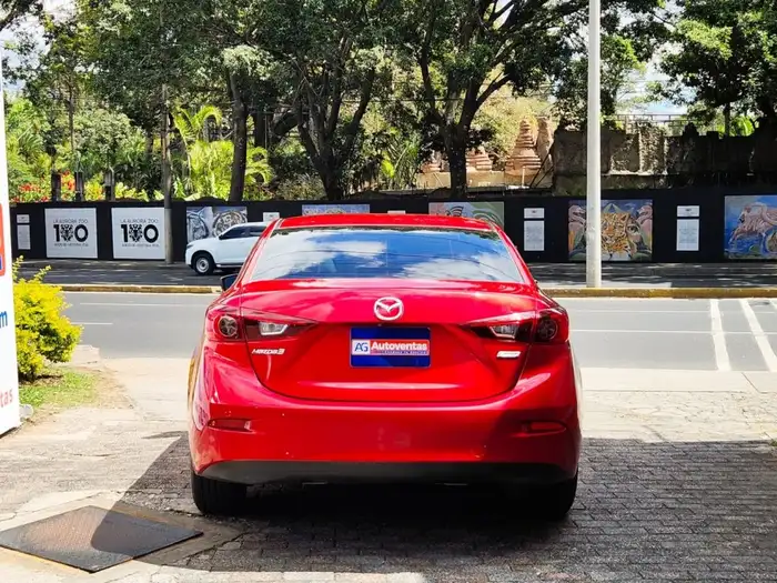 2016 Mazda 3i SPORT — 5