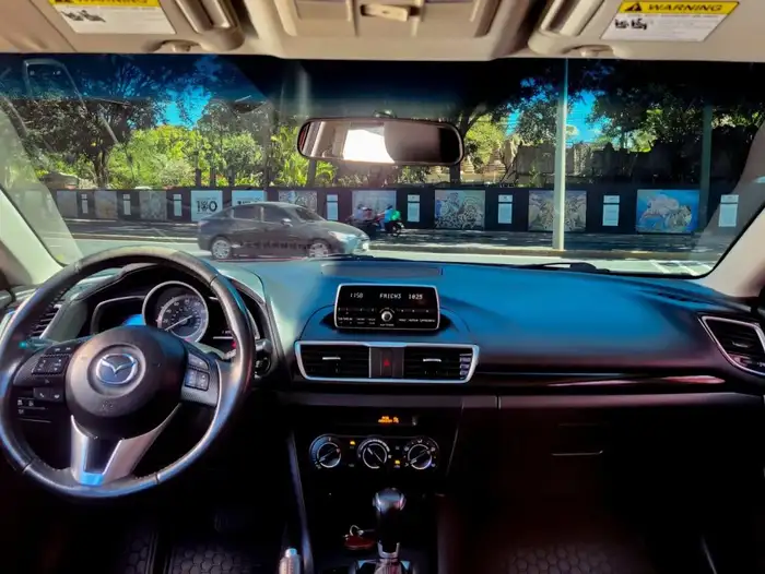 2014 Mazda 3i TOURING — 8