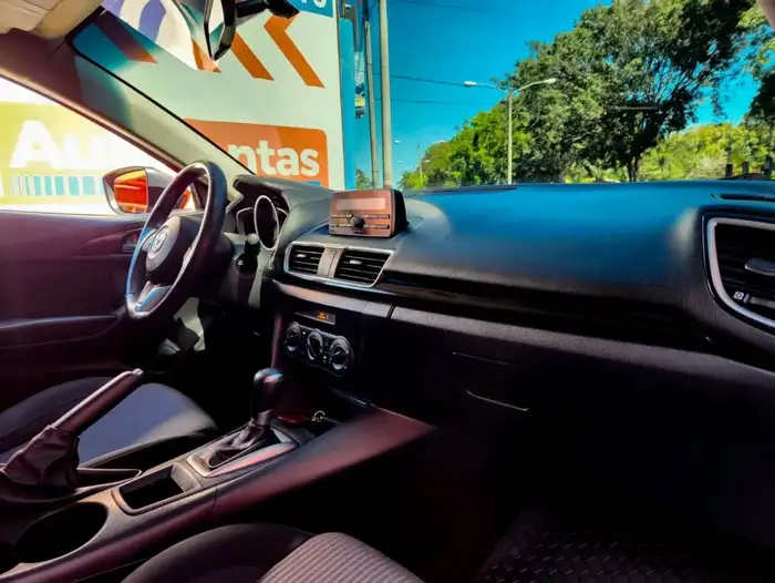 2014 Mazda 3i TOURING — 9