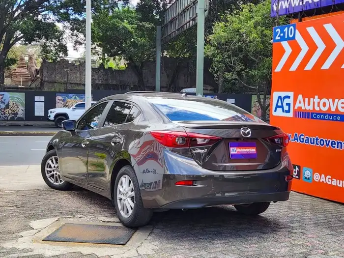 2016 Mazda 3i TOURING — 6