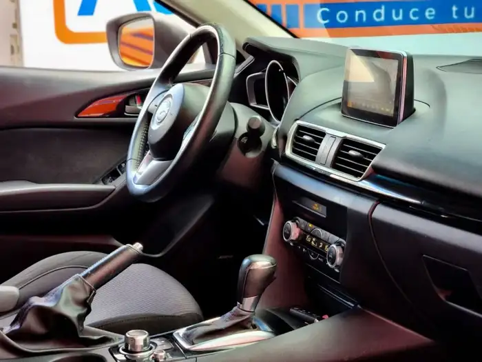 2016 Mazda 3i TOURING — 9