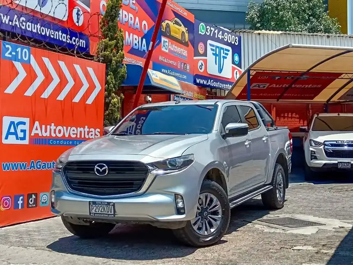2023 Mazda BT-50 4X4 DE AGENCIA — 11