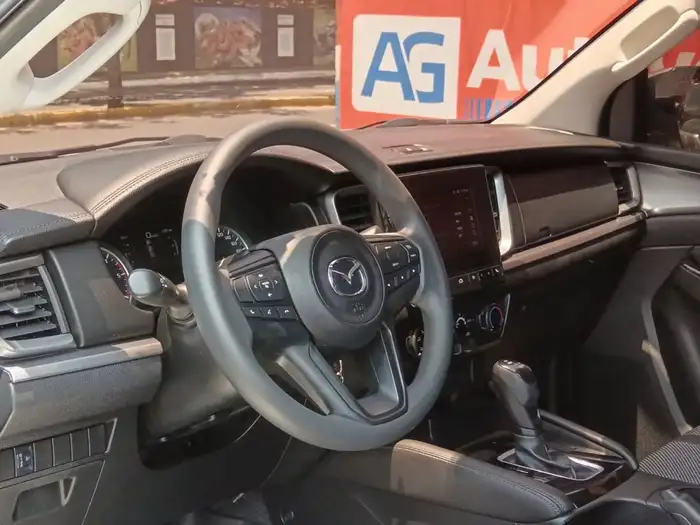 2023 Mazda BT-50 4X4 DE AGENCIA — 7
