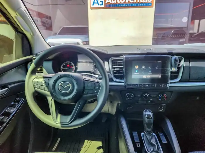 2024 Mazda BT-50 4X4 DE AGENCIA — 10